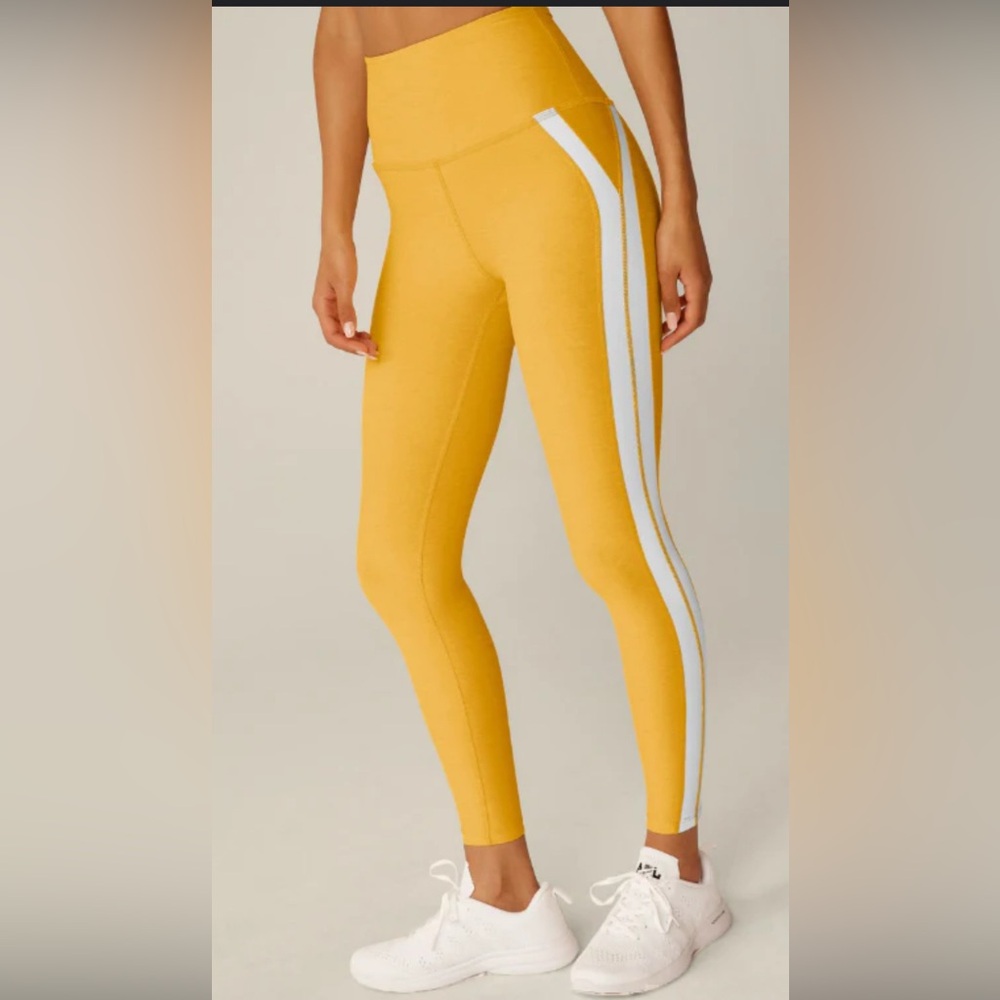 Beyond Yoga Yellow and White Leggings